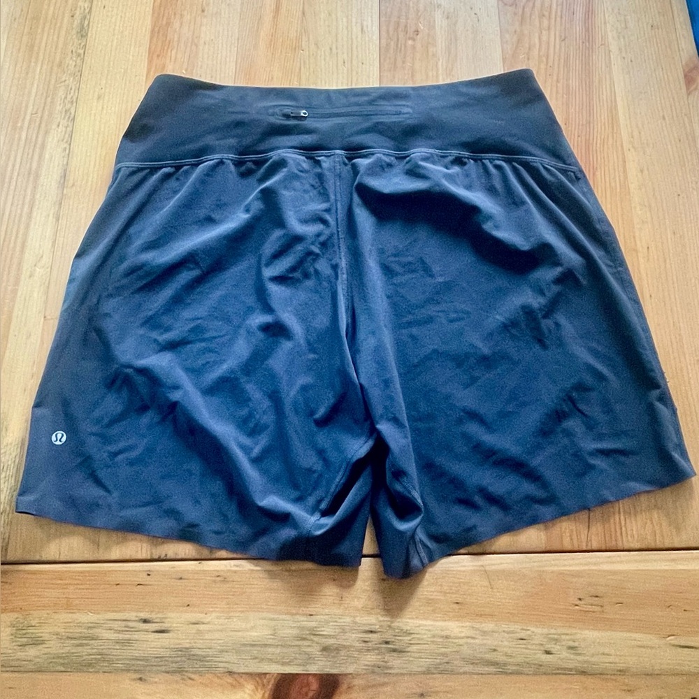 Men’s lululemon running shorts